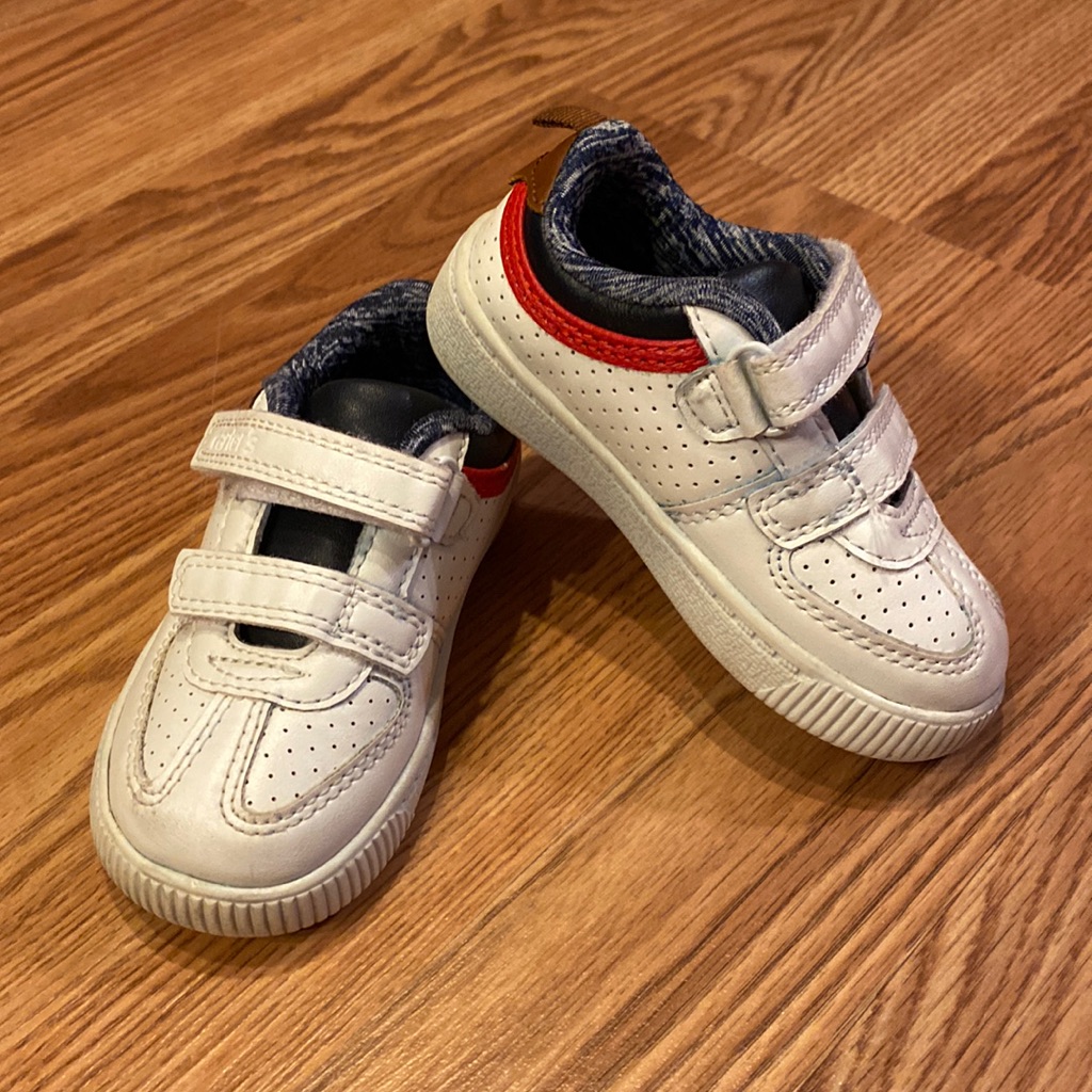 Carters 6t White Sneakers